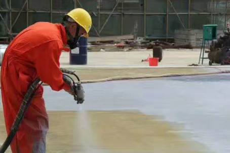 上饶彩色路面喷涂是一种为路面